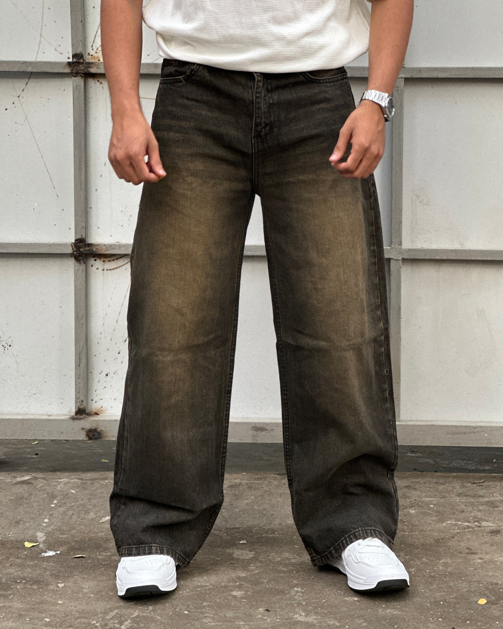 Wide Leg Jeans – Vintage Brown Wash